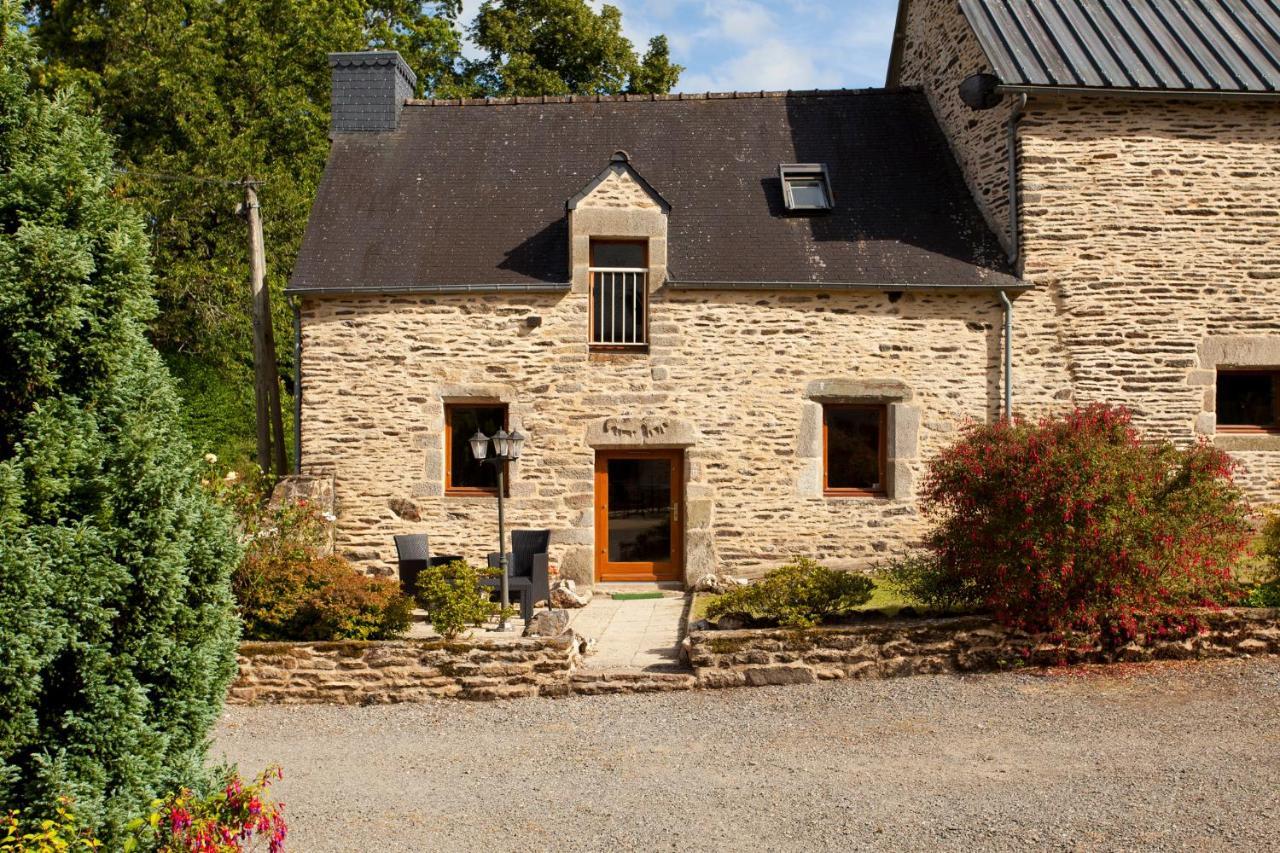 Stone Cottage With Modern Cosy Interior Near To Josselin Perfect Retreat For Writers Or Star Gazers Guégon 外观 照片