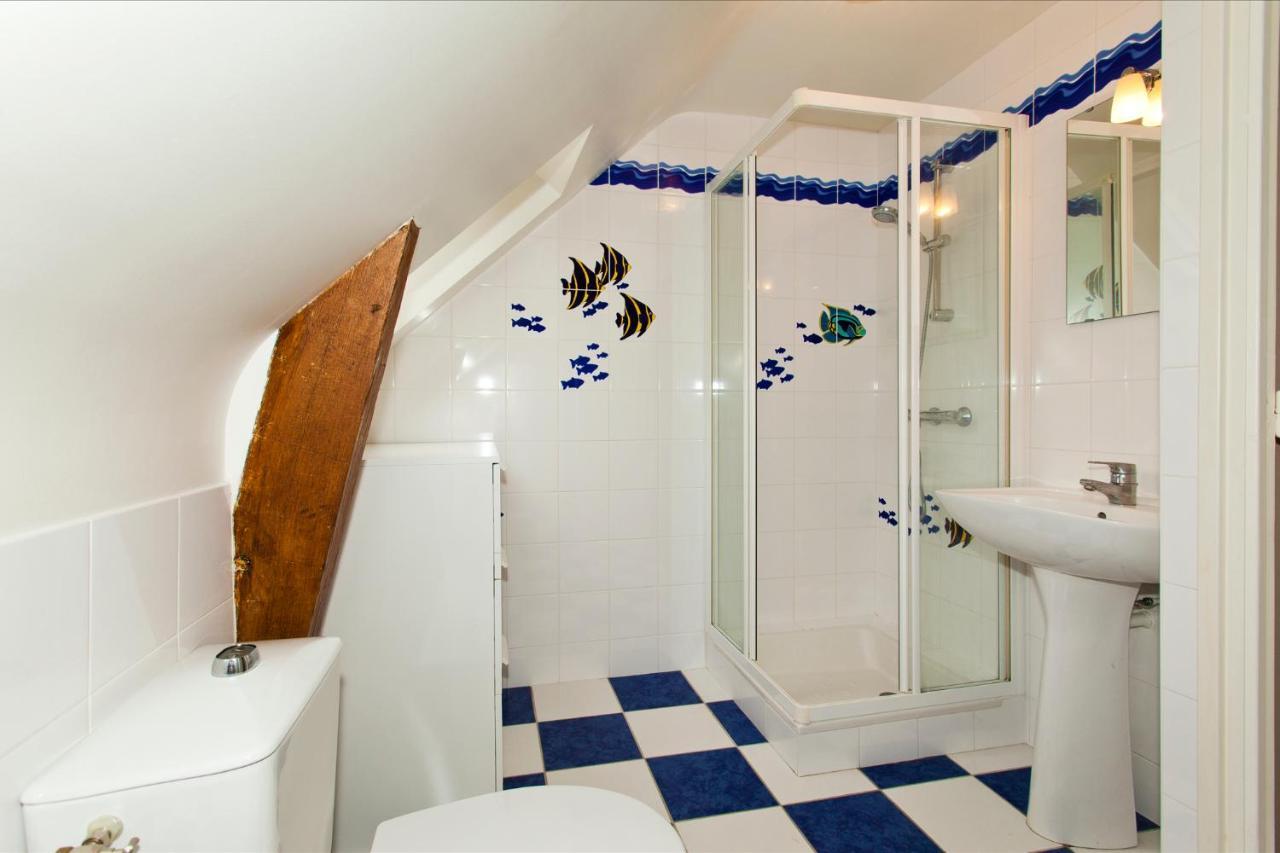Stone Cottage With Modern Cosy Interior Near To Josselin Perfect Retreat For Writers Or Star Gazers Guégon 外观 照片