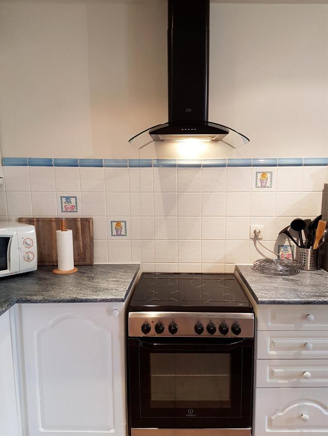 Stone Cottage With Modern Cosy Interior Near To Josselin Perfect Retreat For Writers Or Star Gazers Guégon 外观 照片